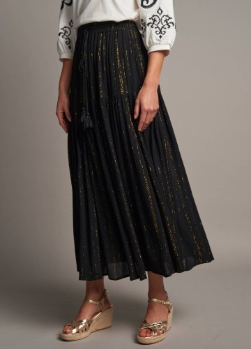 Dlhá sukňa s pružným pásom a metalickým vláknom