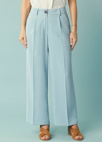 Široké kalhoty pro malou postavu