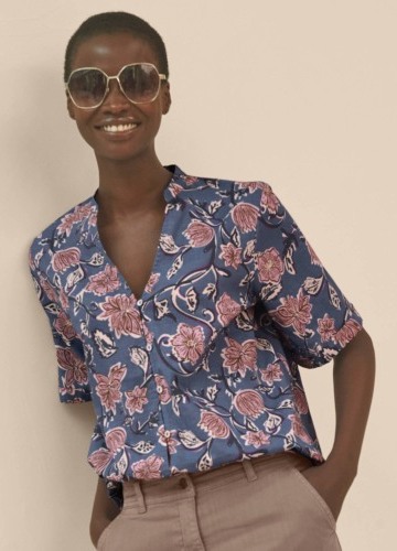 Blúzka s potlačou, krátkymi rukávmi a tuniským výstrihom