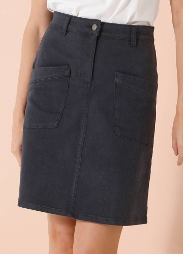 Rozšírená sukňa s vreckami