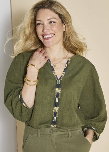 Halenka s výšivkou a 3/4 rukávy, z bavlny