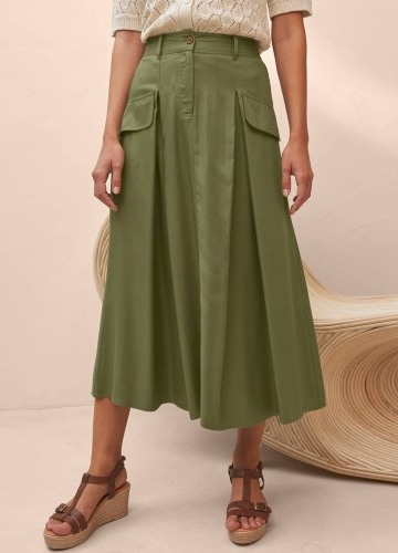 Rozšírená midi sukňa s pružným pásom