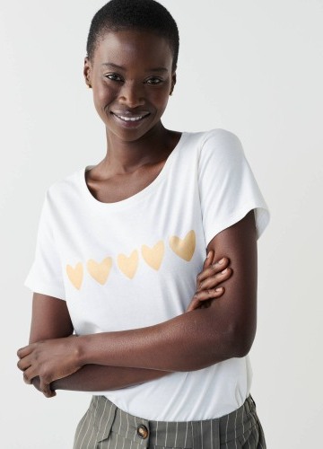 Tričko s potiskem zlatých srdíček