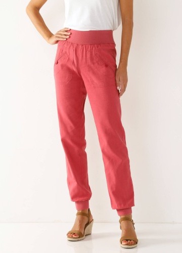 Dlouhé kalhoty zakončené pružnými lemy