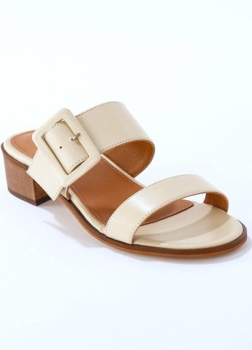 Kožené šľapky na podpätku