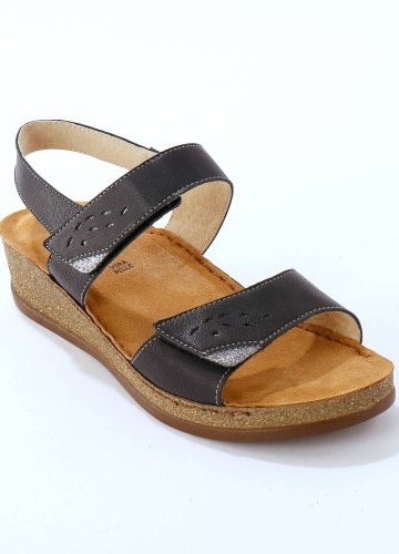 Kožené sandály na suchý zip