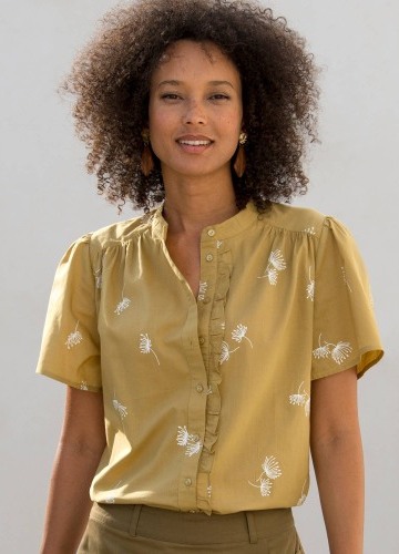 Halenka s krátkými rukávy, volánkem a potiskem