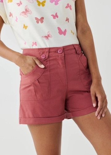 Strečové šortky s ohrnutím