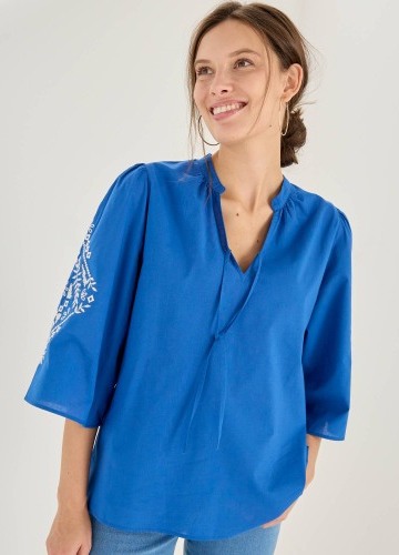 Blúzka s výšivkou a 3/4_x000D_
naberanými rukávmi