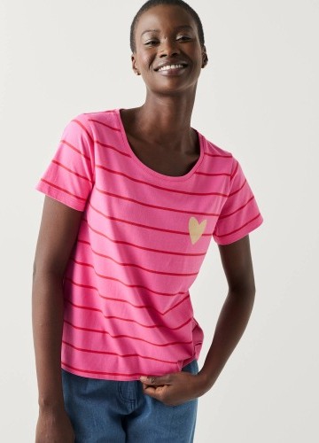 Pruhované tričko s potlačou zlatého srdiečka