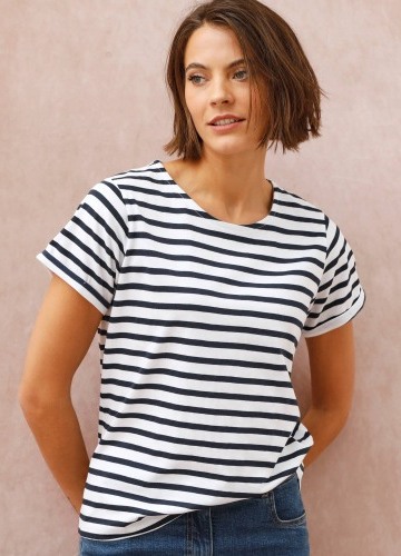 Džersejové prúžkované tričko s okrúhlym výstrihom