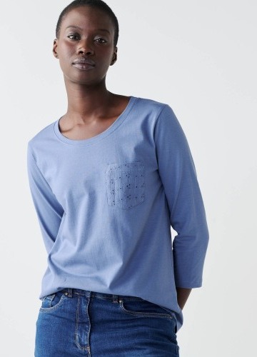 Tričko s madeirovou výšivkou