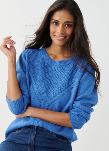 Pulóver z úpletu so vzorom