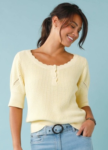 Úpletová blúzka s rukávmi po lakte, pre nižšiu postavu