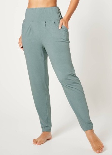 Pohodlné úpletové kalhoty na jógu