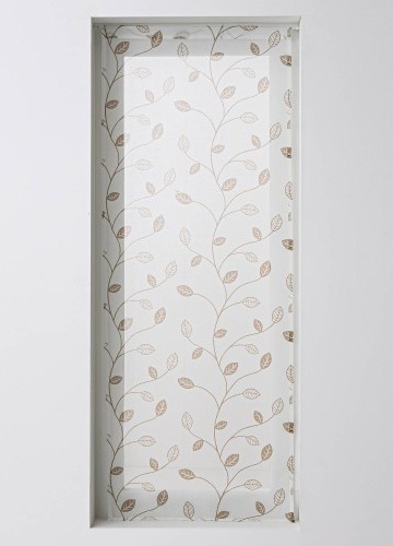 Vitrážová záclona s motívom listov a zakončená pútkami