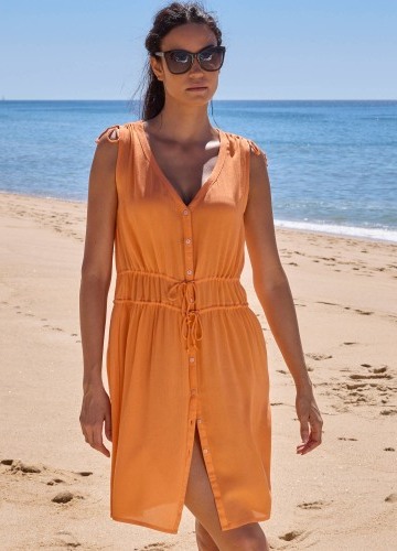 Krátke jednofarebné plážové šaty