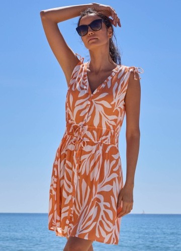 Krátke plážové šaty s potlačou