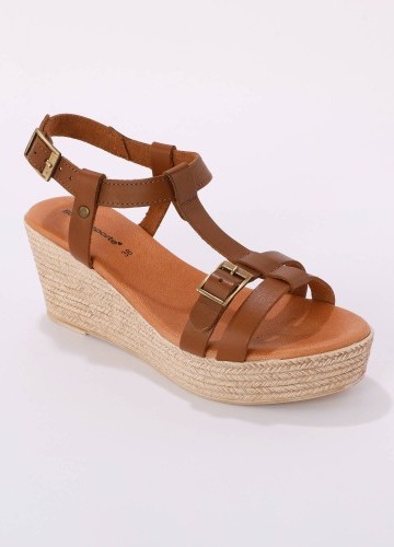 Kožené sandále na klinovom podpätku