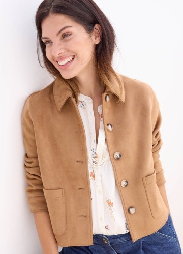 Rovná bunda na gombíky v semišovom vzhľade