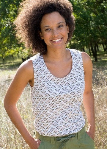 Top s drobnou potlačou