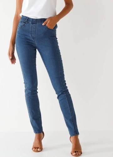 Strečové denimové džegíny v členitom strihu