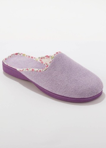 Froté šľapky s kvetinovou lemovkou