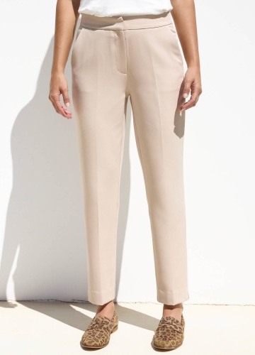 Jednofarebné cigaretové nohavice po členky