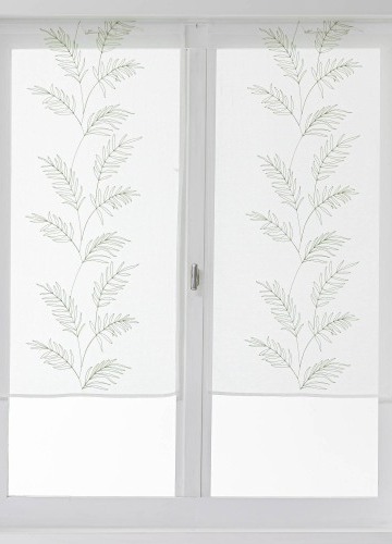 1 pár vitrážových záclon s výšivkou velkých listů