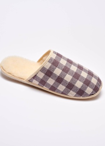 Kostkované pantofle s vlněnou podšívkou a tichým došlapem