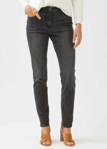 Úzke džínsy s vysokým pásom pre strednú postavu