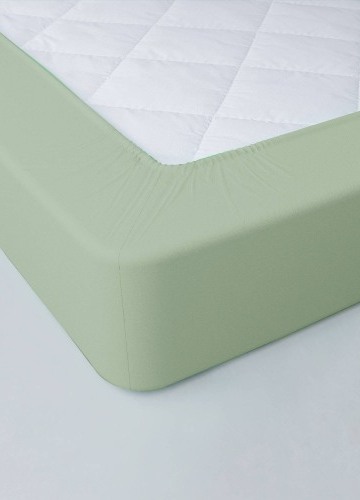 Jednobarevné napínací prostěradlo zn. Colombine®, žerzej, hloubka rohů 40 cm