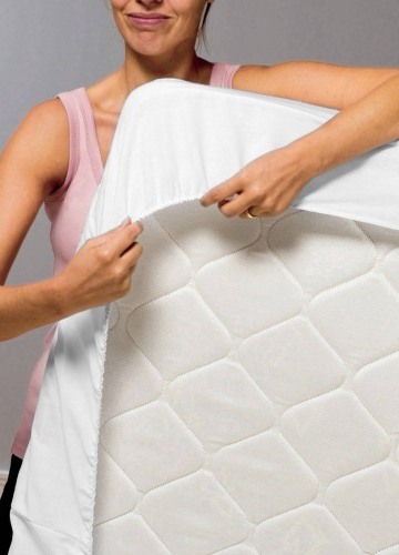 Moltonová bipružná napínací ochrana matrace proti roztočům