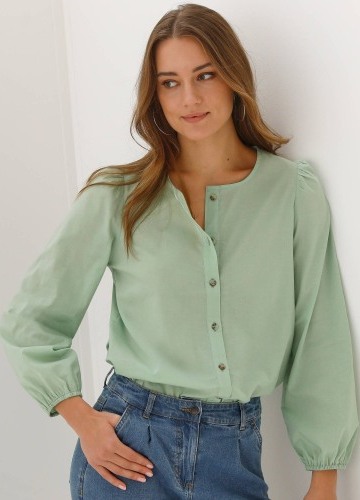 Jednofarebná blúzka s okrúhlym výstrihom