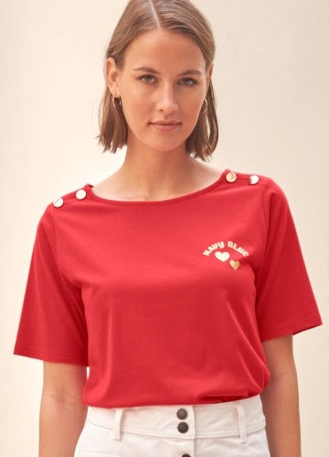 Tričko s ozdobnými gombíkmi na ramenách