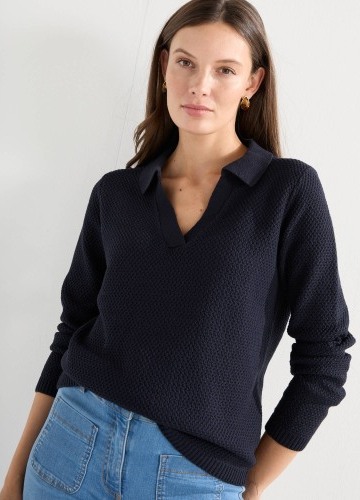 Pulóver s golierom_x000D_
a perličkovým vzorom