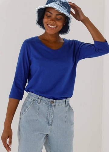 Jednobarevné tričko s 3/4 rukávy a kulatým výstřihem