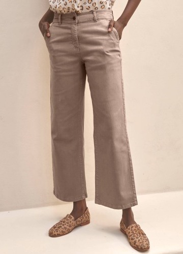 Široké nohavice po členky