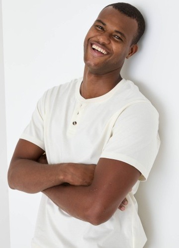 Tričko Henley s výstřihem na knoflíčky a krátkými rukávy, z bio bavlny