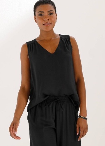 Jednofarebný top s výstrihom do V