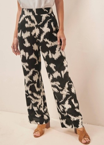 Široké nohavice s potlačou a pružným pásom