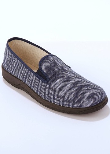 Domáce šľapky so ševrónovým vzorom a gumkami na bokoch