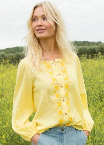 Blúzka s výšivkou a okrúhlym výstrihom