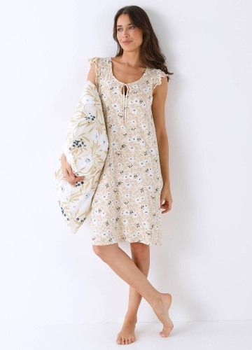 Noční košilka s potiskem květin Anna