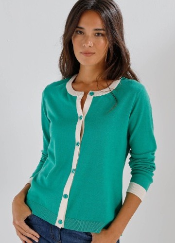 Dvojfarebný sveter s okrúhlym výstrihom