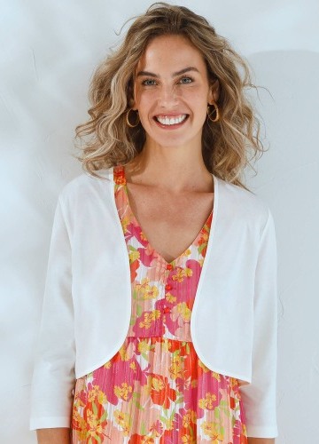 Jednobarevné bolerko s 3/4 rukávy