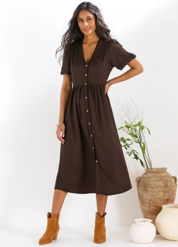 Jednofarebné midi šaty na zapínanie