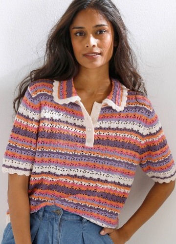 Ažúrová prúžkovaná blúzka s golierom