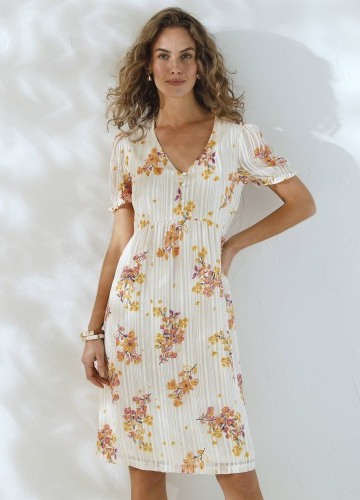 Krátké šaty s potiskem květin