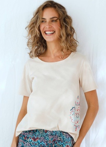 Pyžamové tričko s krátkými rukávy a potiskem ikat vzoru na boku